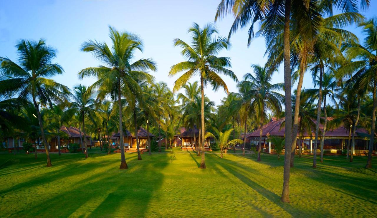 The Nattika Beach Resort Thrissur Esterno foto