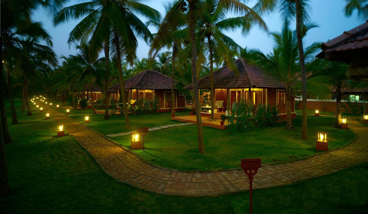 The Nattika Beach Resort Thrissur Esterno foto