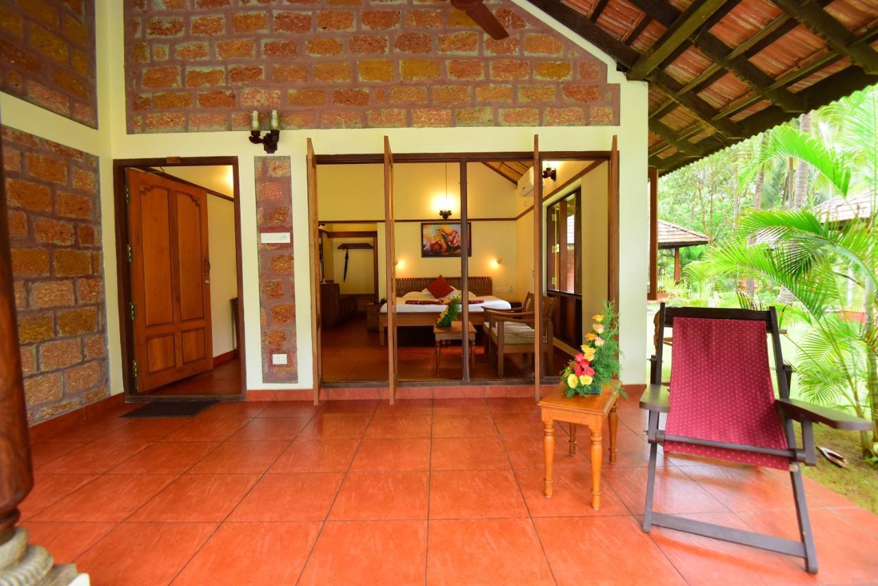 The Nattika Beach Resort Thrissur Esterno foto