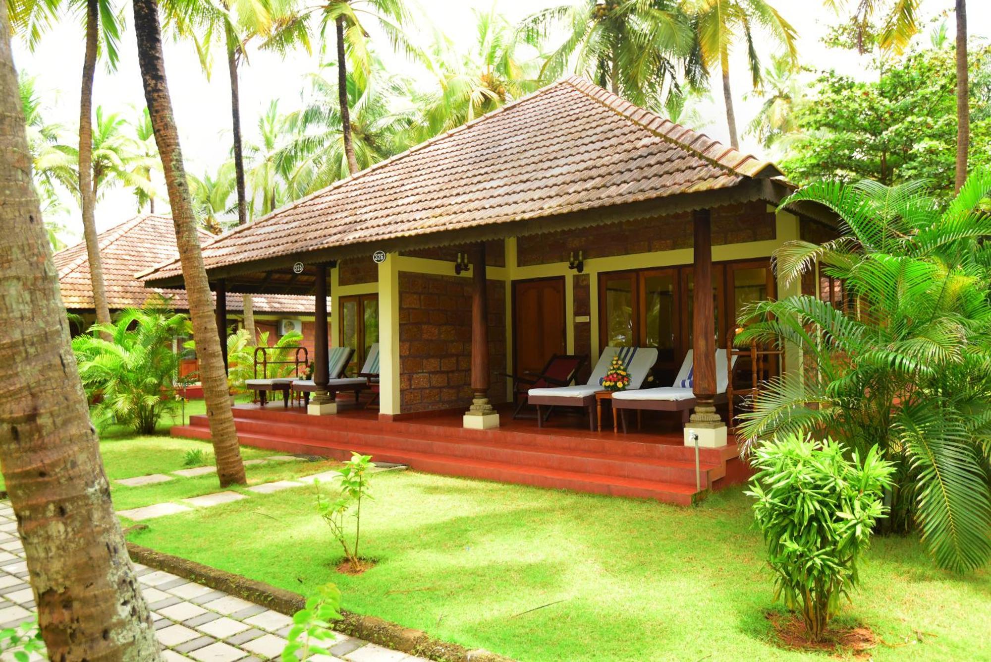The Nattika Beach Resort Thrissur Esterno foto
